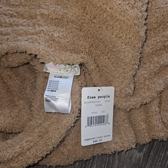 Free People Winter soft scarf - Picture 3 of 5